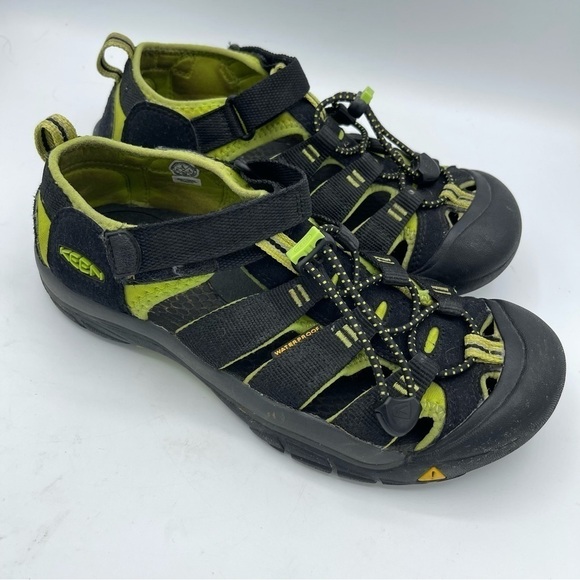 Keen Kids Newport H2 Black/Lime Green Size 5 Hiking Sandals Shoes - Picture 6 of 6
